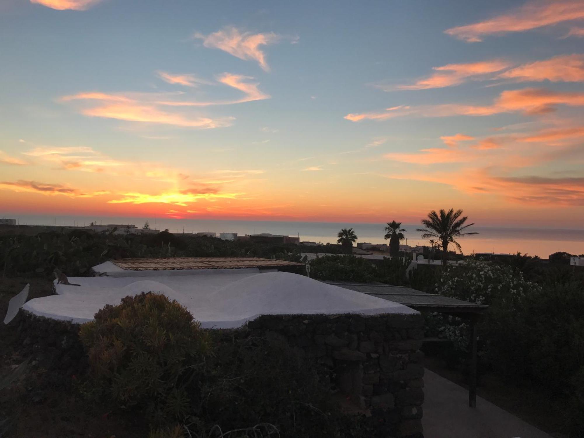 Etherea - I Dammusini Di Pantelleria Villa Exteriör bild